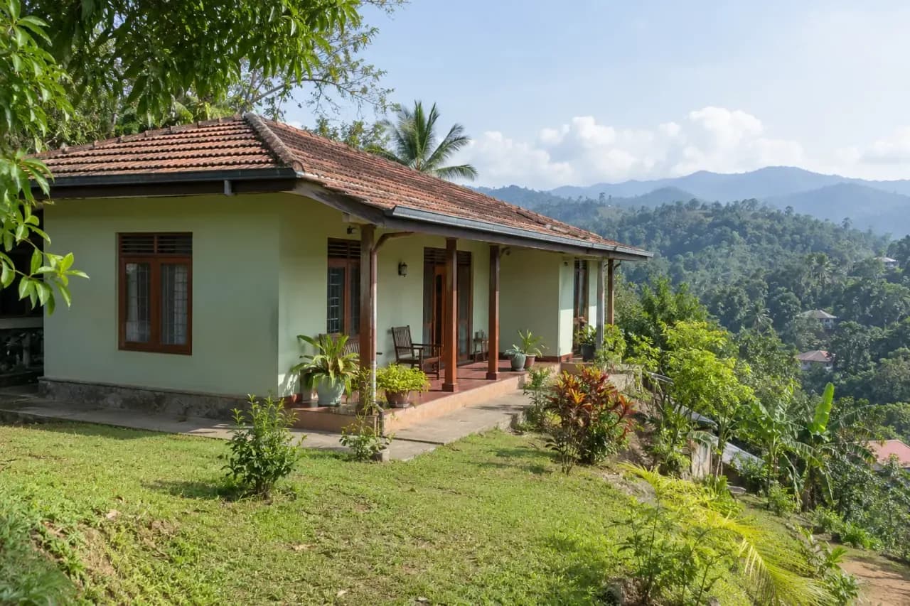 2 Bedroom House for Rent in Peradeniya